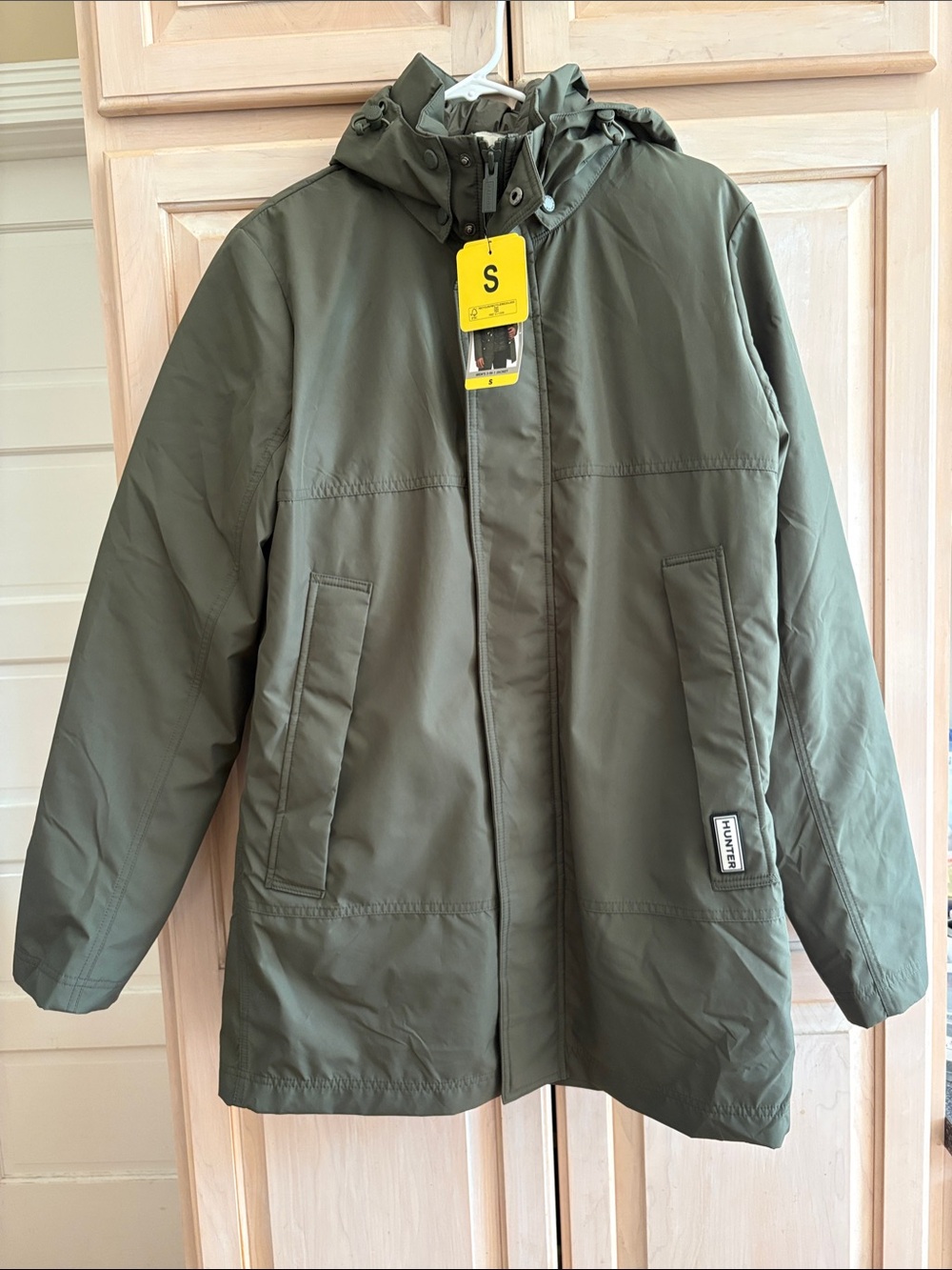 Hunter Men's Hooded Raincoat in Olive